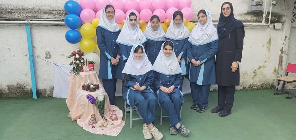 دبستان رهنمون